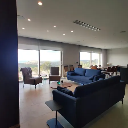 Sunset Edge - 77 Retreats Holiday home Ghajn Tuffieha