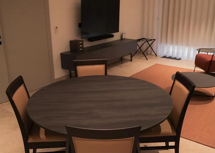 Sunset Edge - Lippija *